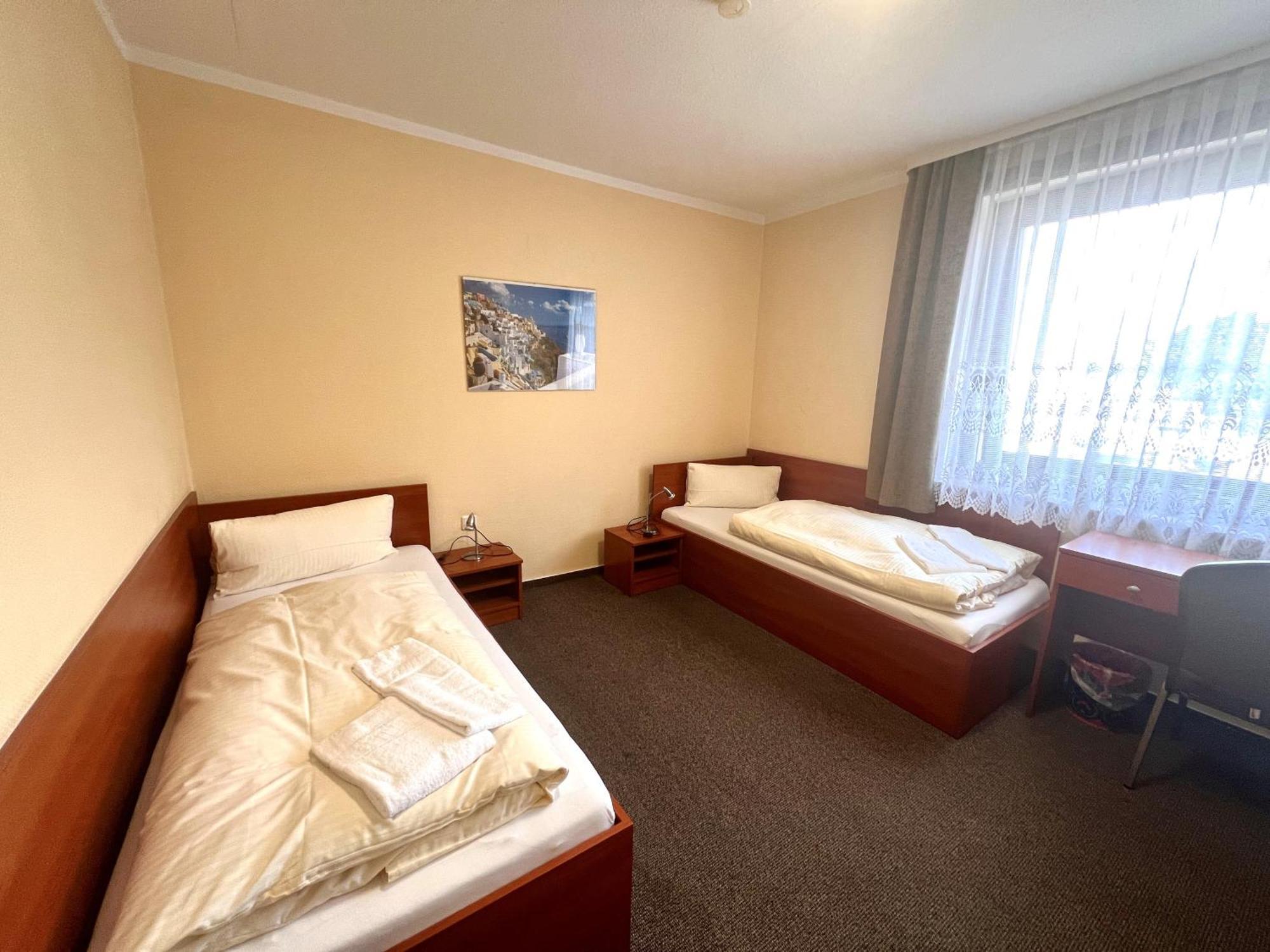 Pension Garbsen Exteriér fotografie