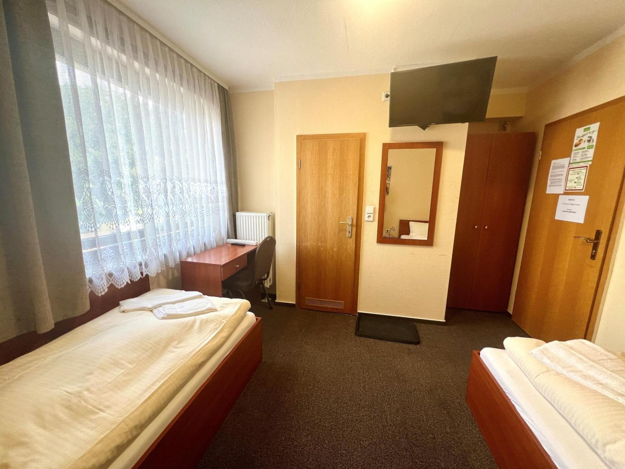 Pension Garbsen Exteriér fotografie