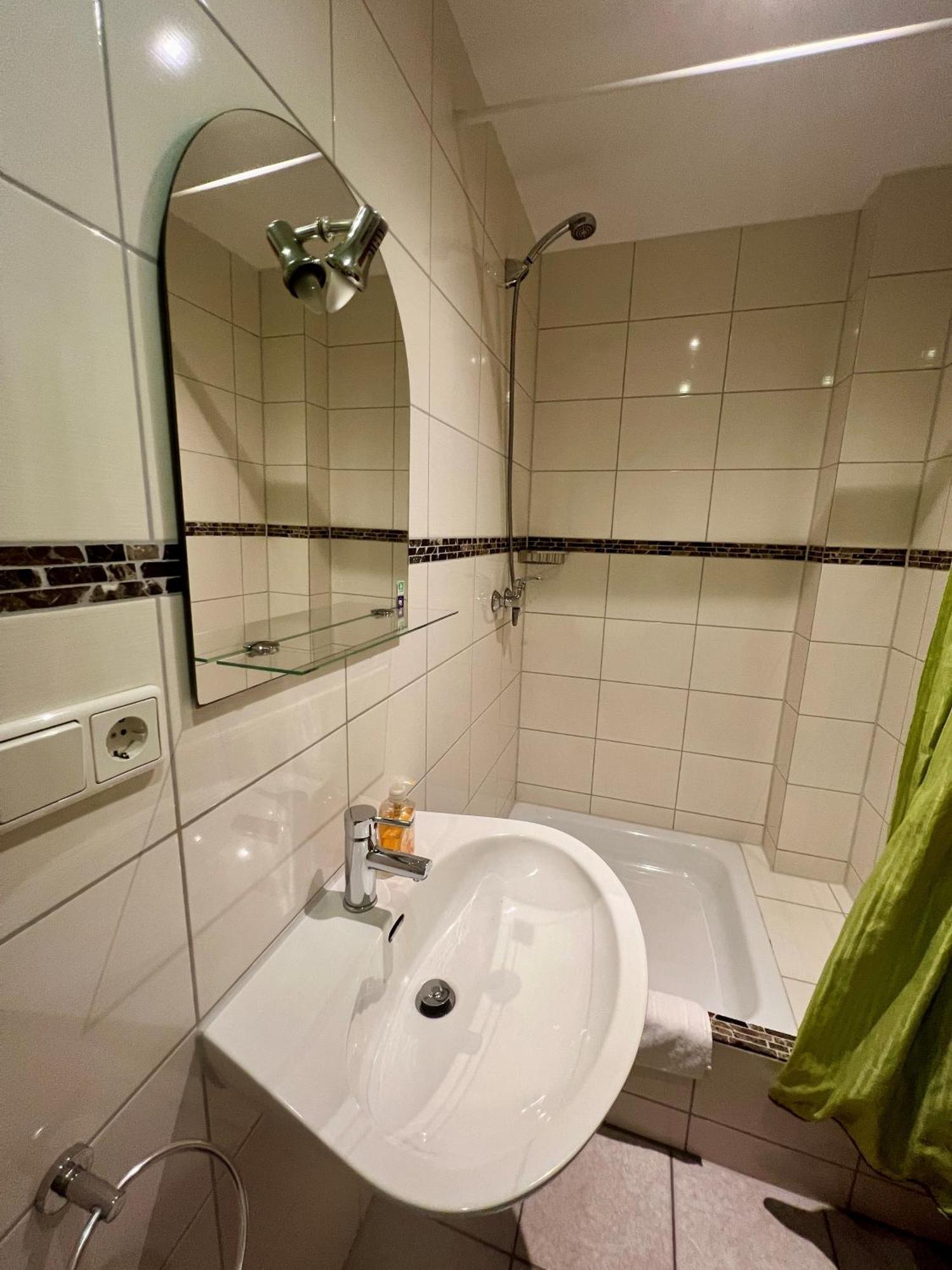 Pension Garbsen Exteriér fotografie